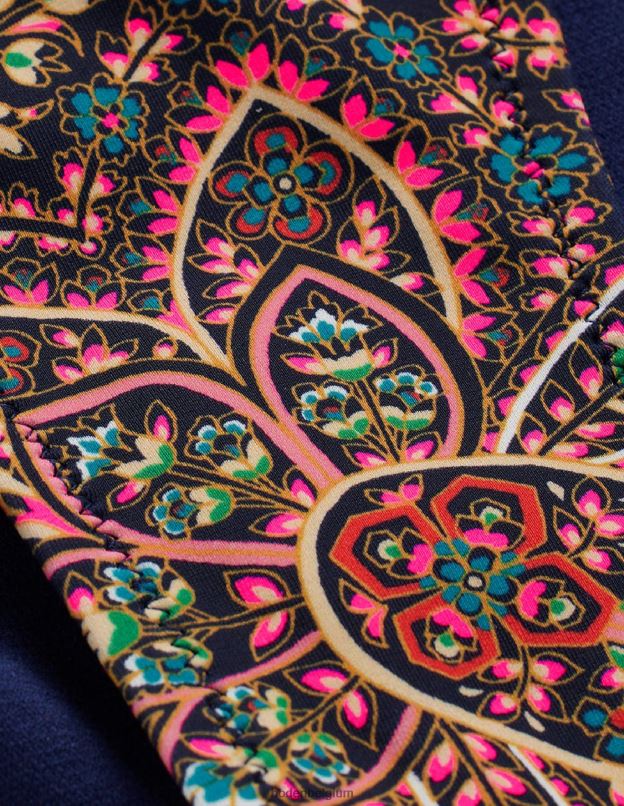 femmes Boden marine légère et palais bas de bikini à haut incurvé vêtements Z42D0259