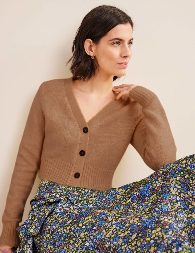 femmes Boden mélange de chameau cardigan court duveteux à col V vêtements Z42D01817