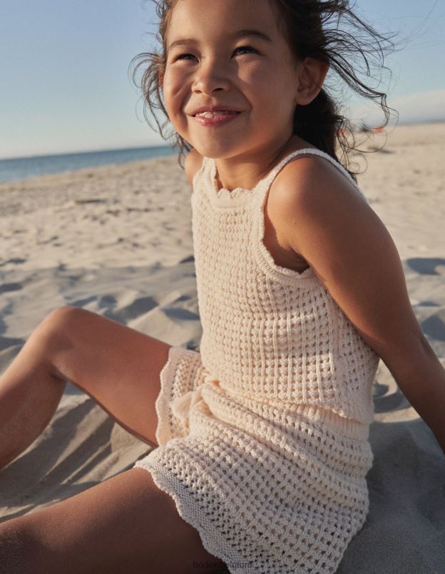 filles Boden crème du Dorset haut en crochet simulé vêtements Z42D03085